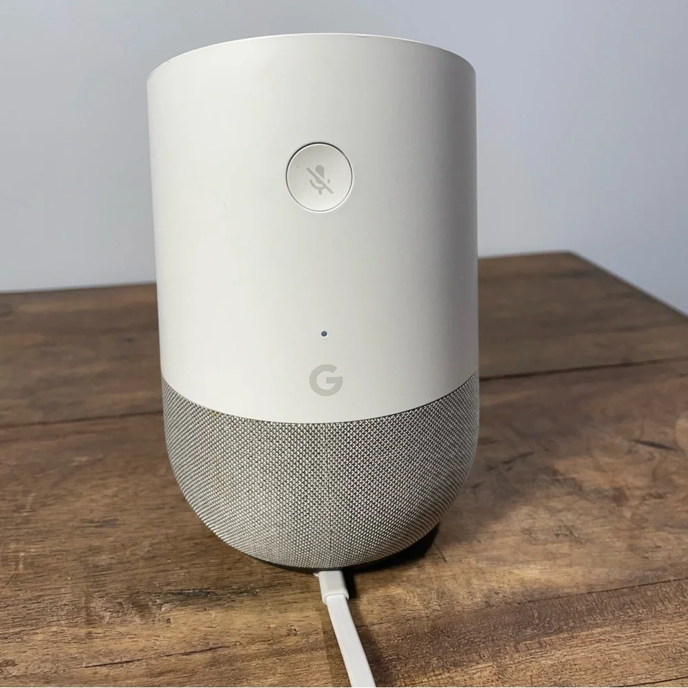 Google Home - Smart Home Speaker Google Assistant & charger